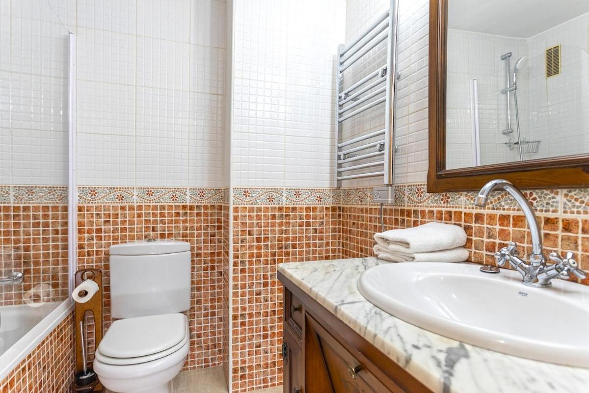 -Malagasunapts- West Beach Malaga Seafood & Relax Ngoại thất bức ảnh